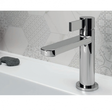 TAYA Washbasin chrome faucet